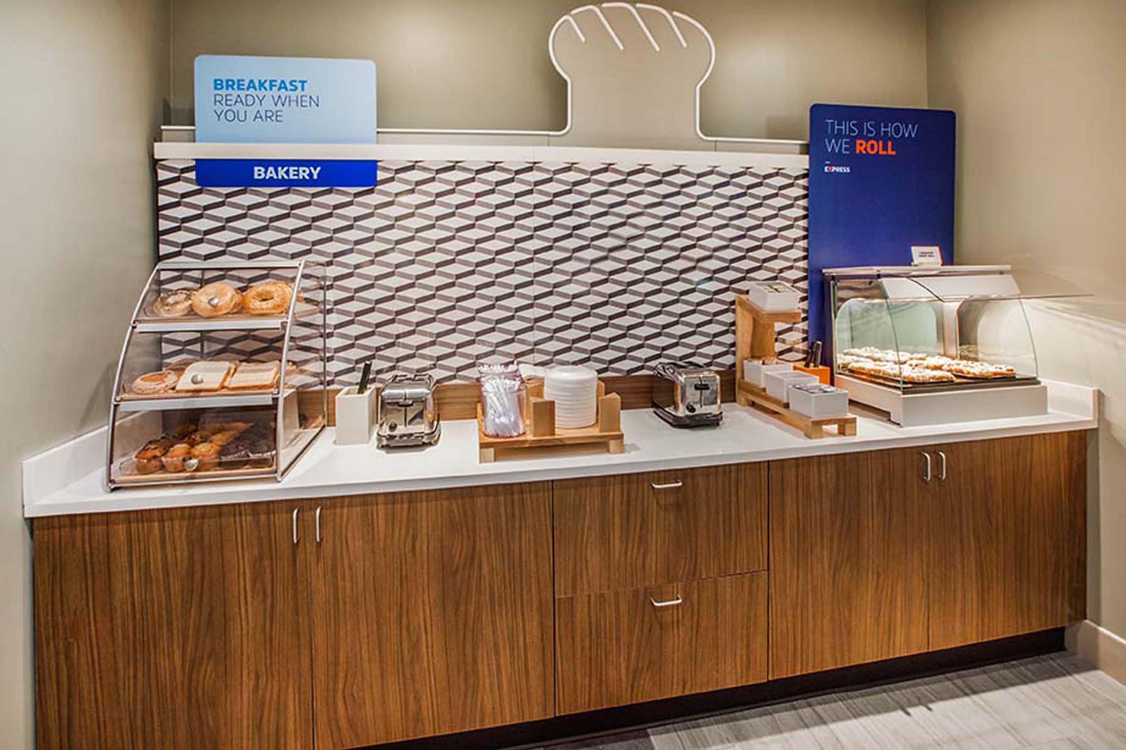 Holiday Inn Express & Suites Columbus - Easton Area By Ihg Gahanna Екстер'єр фото