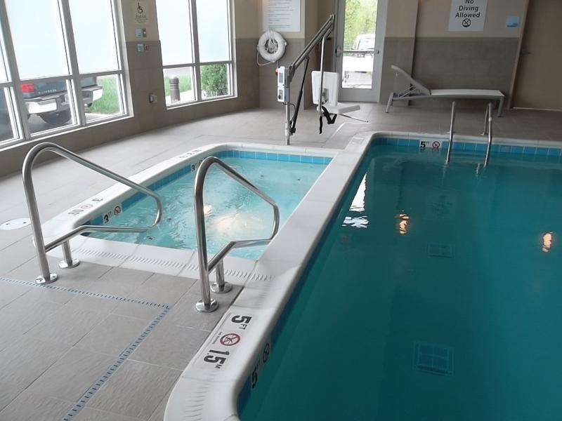 Holiday Inn Express & Suites Columbus - Easton Area By Ihg Gahanna Екстер'єр фото